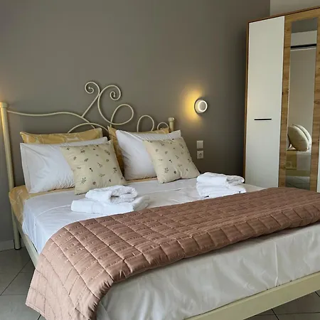 The Three Views * Soluň