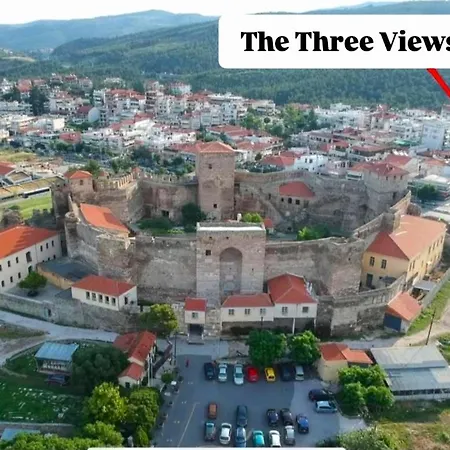 The Three Views Apartmán *