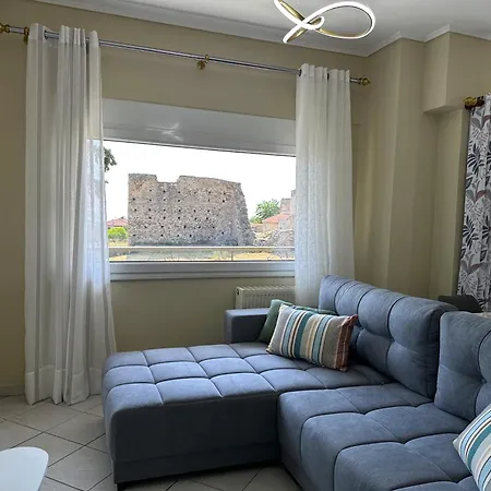 The Three Views * Szaloniki