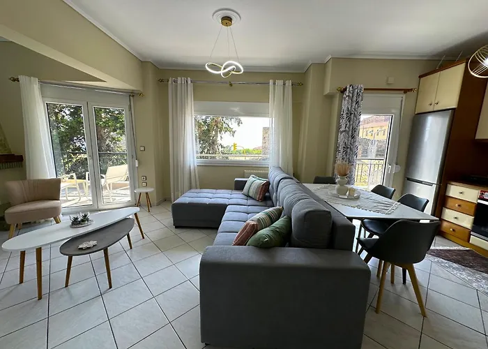 The Three Views Apartment *